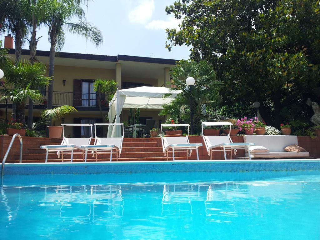 Villa Carmen On Etna Trecastagni Buitenkant foto