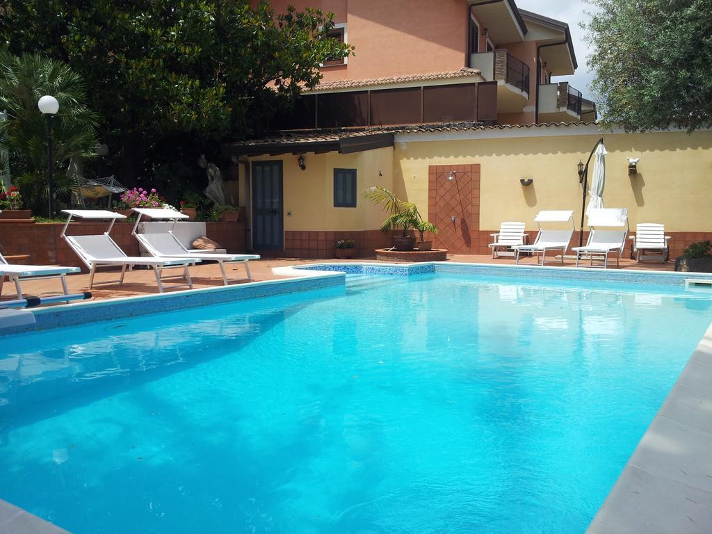 Villa Carmen On Etna Trecastagni Buitenkant foto
